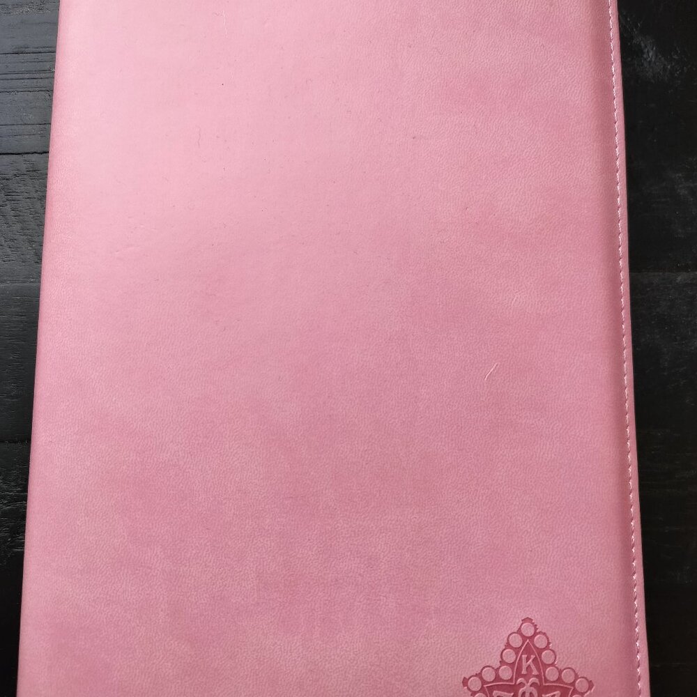 Alpha Kappa Alpha Book Cover with Becoming Michelle Obama Hardcover Book